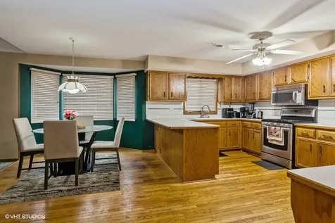 19265 Lange Street Lansing IL 60438