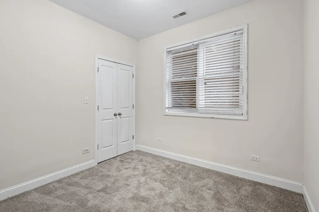 4809 South Wabash Avenue Chicago IL 60615