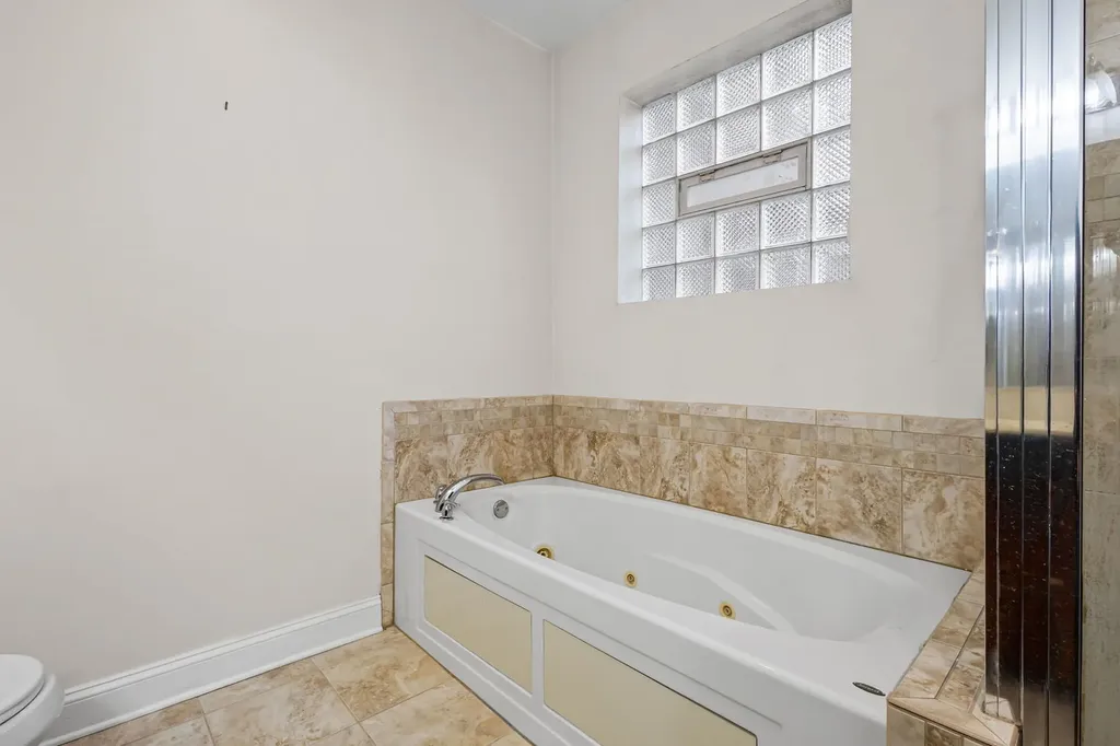 4809 South Wabash Avenue Chicago IL 60615