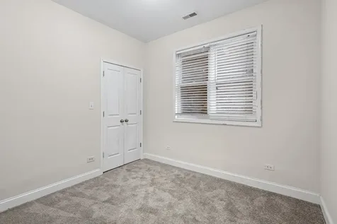 4809 South Wabash Avenue Chicago IL 60615