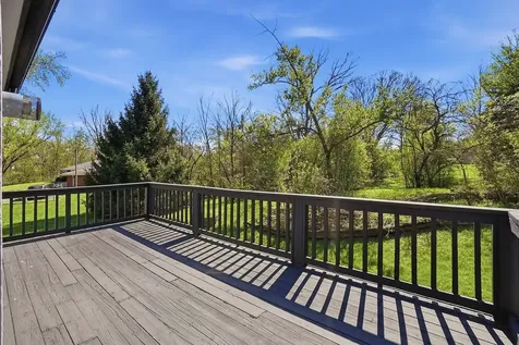22740 Frederick Road Steger IL 60475