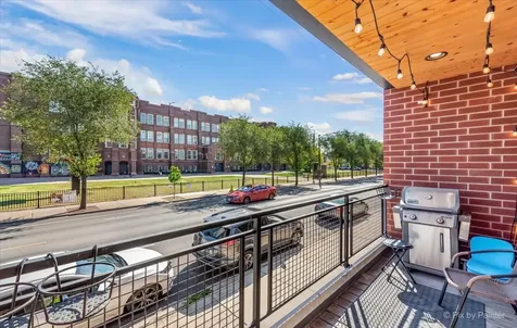 1732 North California Avenue Chicago IL 60647