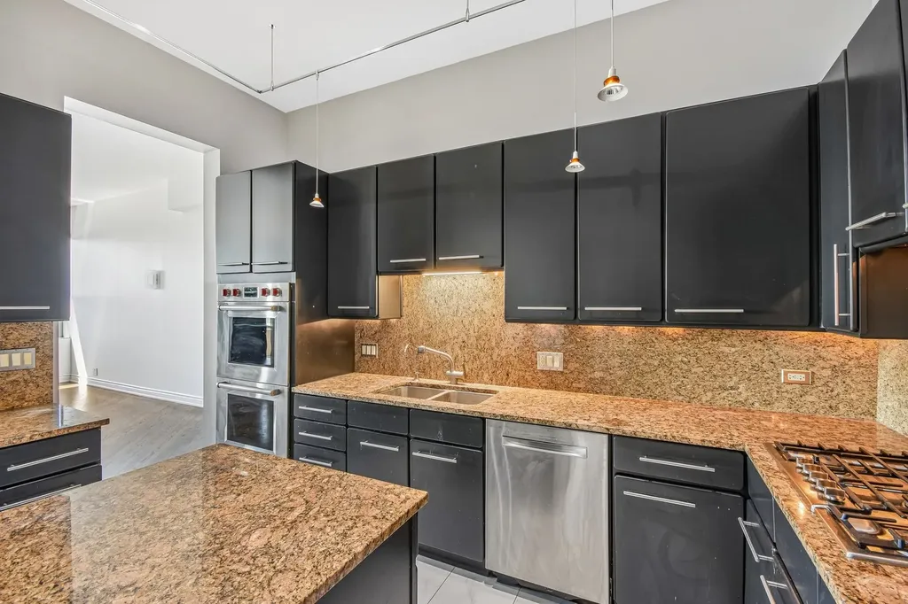910 South Michigan Avenue Chicago IL 60605