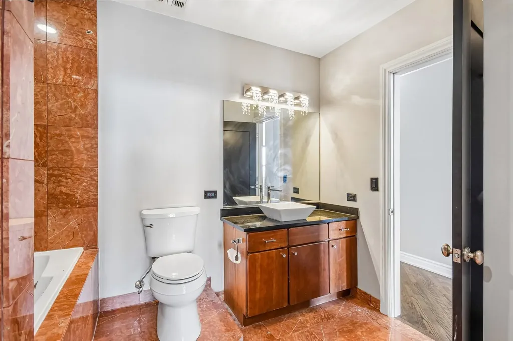 910 South Michigan Avenue Chicago IL 60605