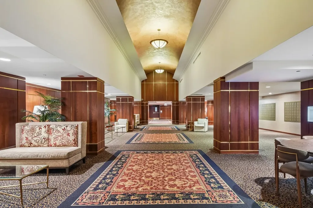 910 South Michigan Avenue Chicago IL 60605