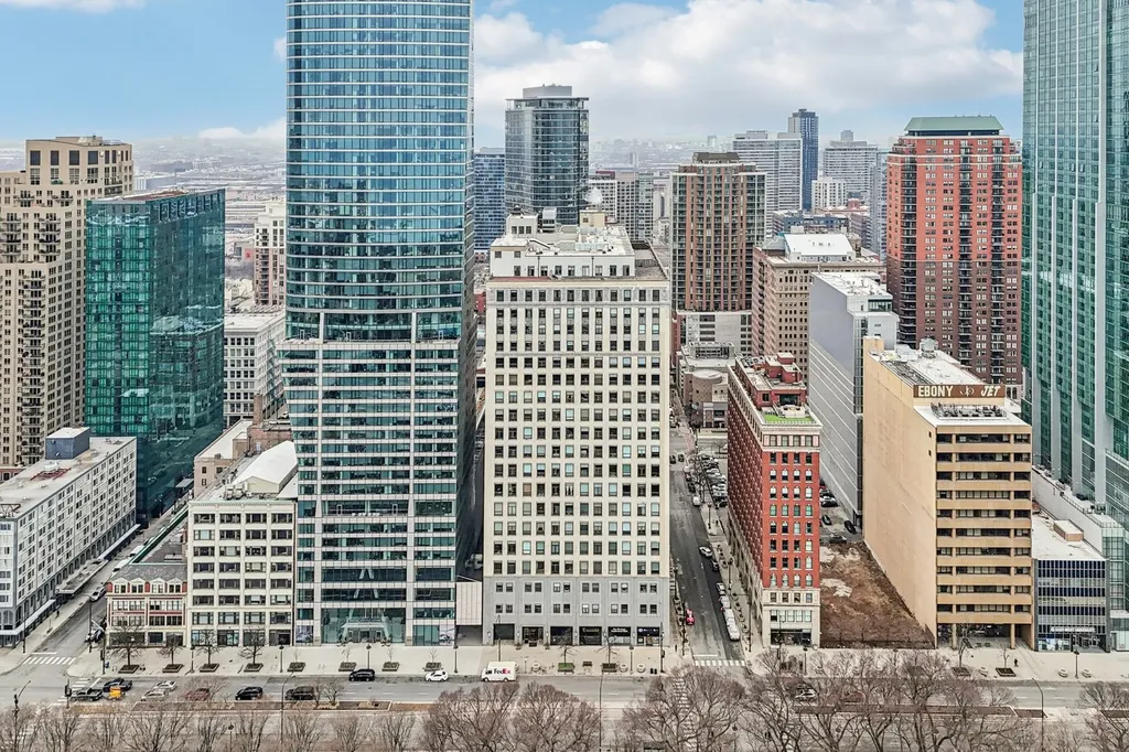 910 South Michigan Avenue Chicago IL 60605