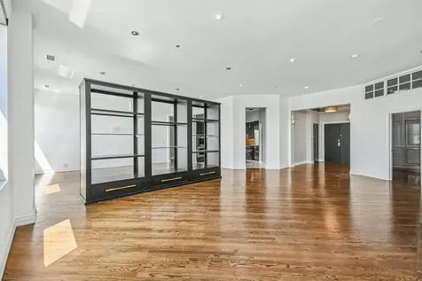 910 South Michigan Avenue Chicago IL 60605