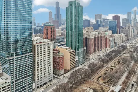 910 South Michigan Avenue Chicago IL 60605