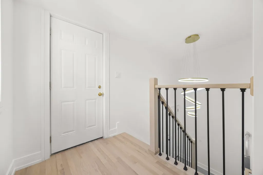 7324 South Maryland Street Chicago IL 60619