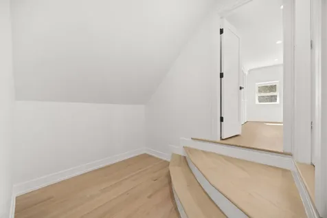 7324 South Maryland Street Chicago IL 60619