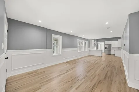 7324 South Maryland Street Chicago IL 60619