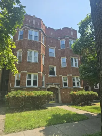 8123 South Vernon Avenue Chicago IL 60619