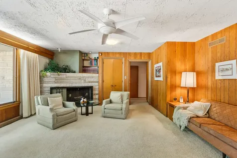 1313 Waverly Drive Champaign IL 61821
