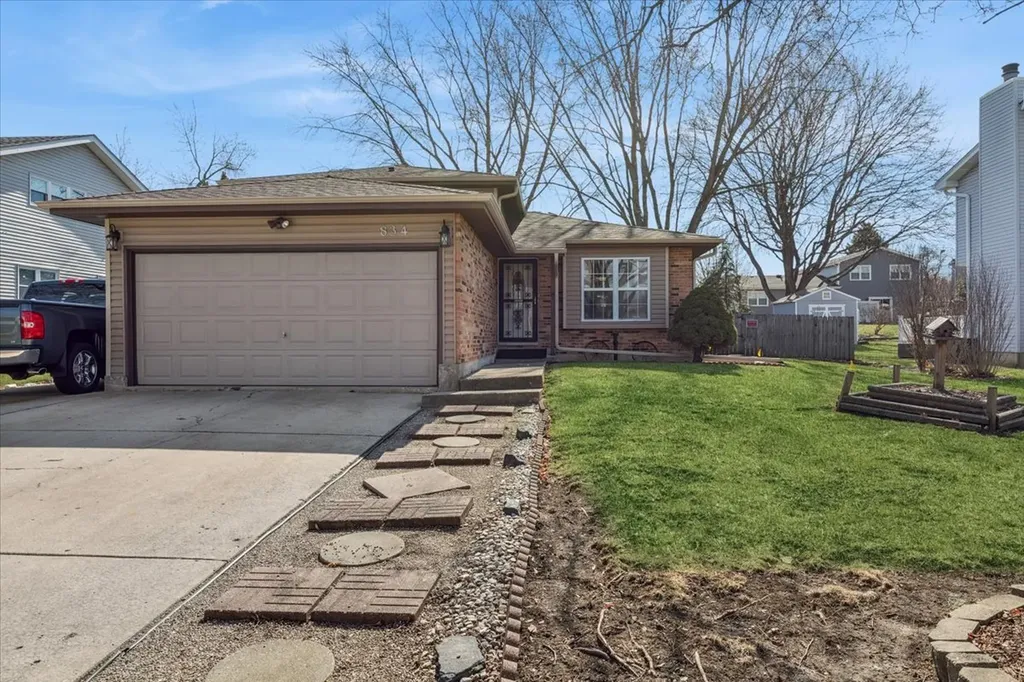 834 River Drive Carol Stream IL 60188