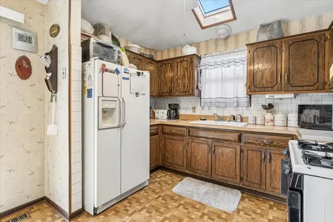 834 River Drive Carol Stream IL 60188
