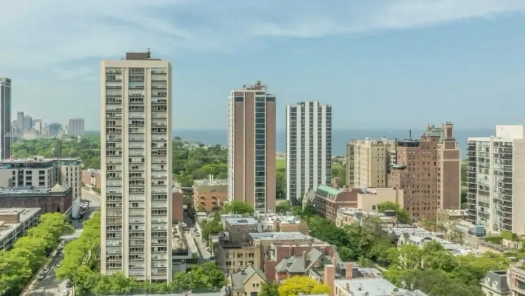 88 West Schiller Street Chicago IL 60610
