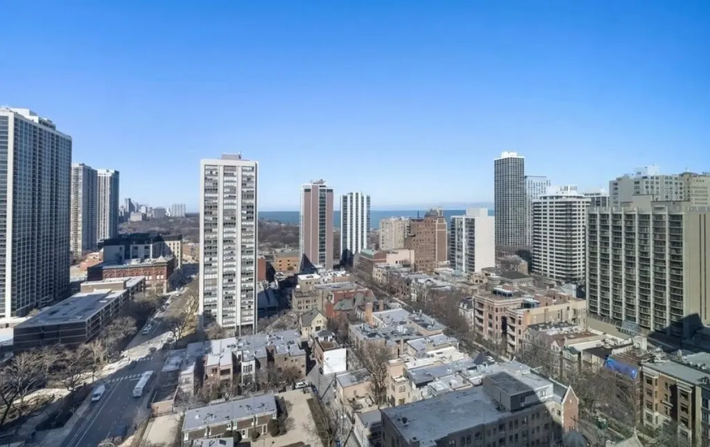 88 West Schiller Street Chicago IL 60610