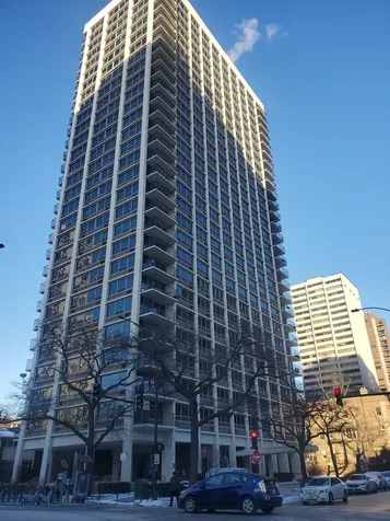 88 West Schiller Street Chicago IL 60610