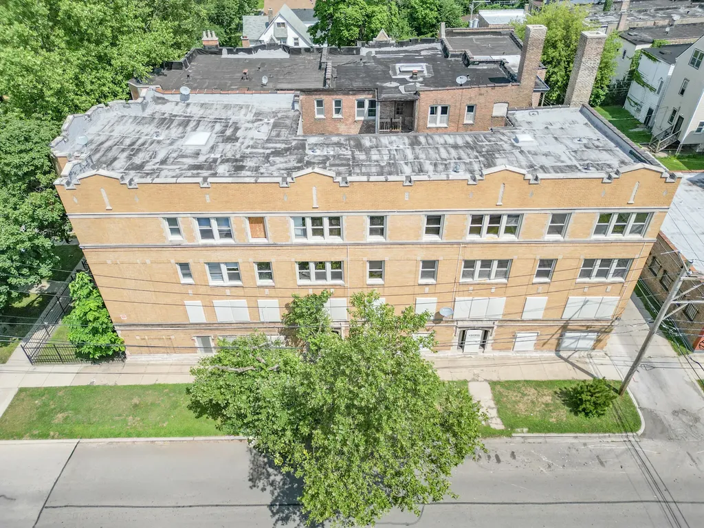 7959 South Muskegon Avenue Chicago IL 60617