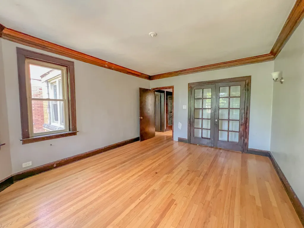 7959 South Muskegon Avenue Chicago IL 60617