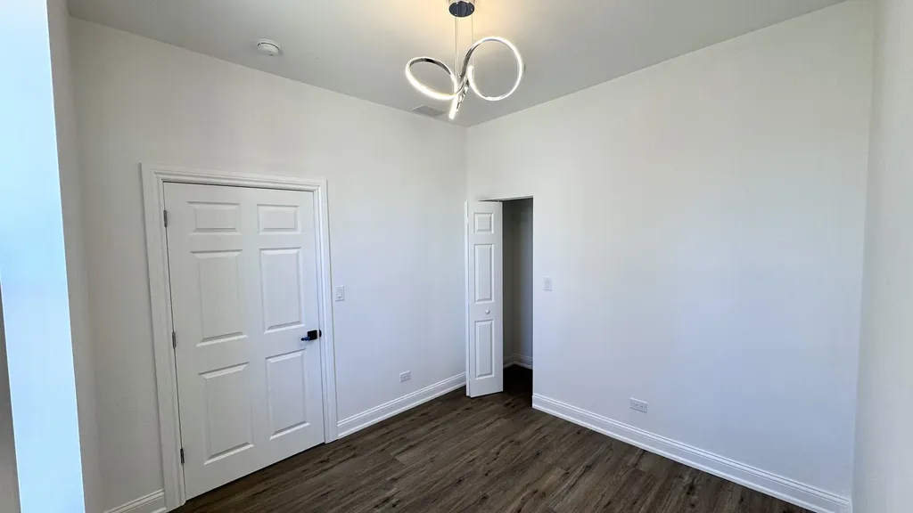 4751 West Monroe Street Chicago IL 60644