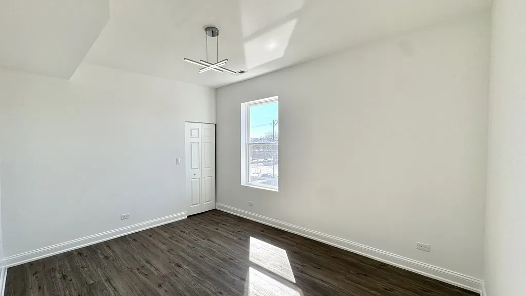 4751 West Monroe Street Chicago IL 60644
