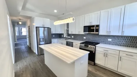 4751 West Monroe Street Chicago IL 60644
