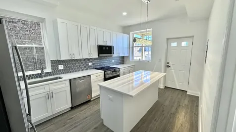 4751 West Monroe Street Chicago IL 60644