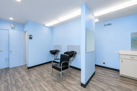 2052 Western Avenue Waukegan IL 60087