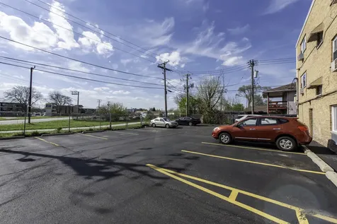 2052 Western Avenue Waukegan IL 60087