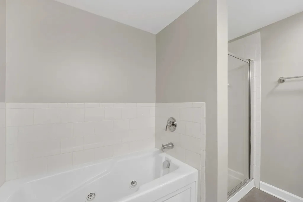 930 West Agatite Avenue Chicago IL 60640