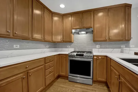 930 West Agatite Avenue Chicago IL 60640