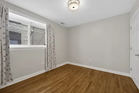 930 West Agatite Avenue Chicago IL 60640