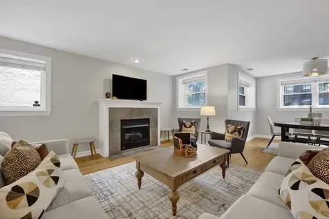 930 West Agatite Avenue Chicago IL 60640