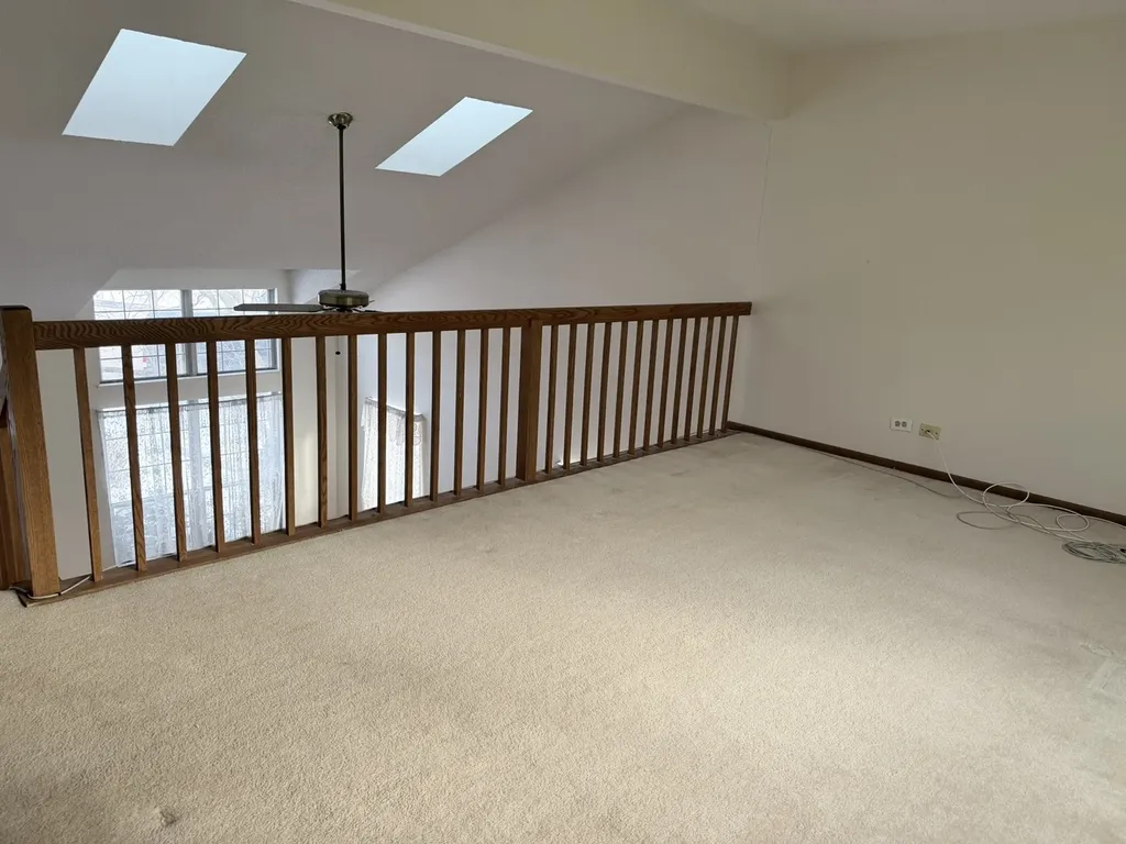 1817 Altoona Court Schaumburg IL 60194