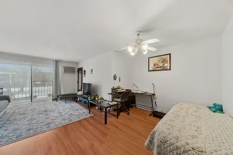 3404 Salem Walk Northbrook IL 60062