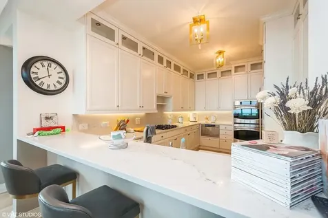 600 North Lake Shore Drive Chicago IL 60611