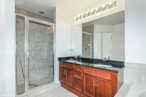1118 East Prairie Avenue Des Plaines IL 60016