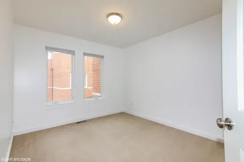 1118 East Prairie Avenue Des Plaines IL 60016