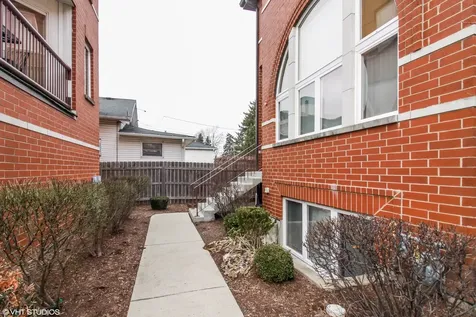 1118 East Prairie Avenue Des Plaines IL 60016