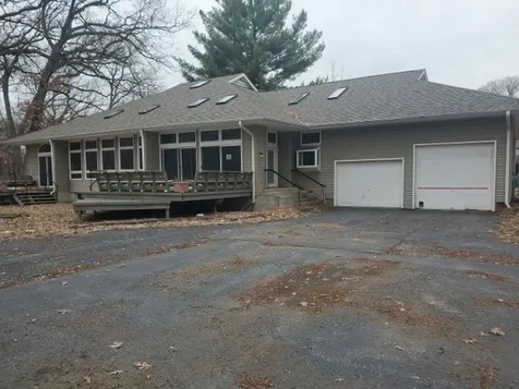 2801 12TH Avenue Rock Island IL 61201