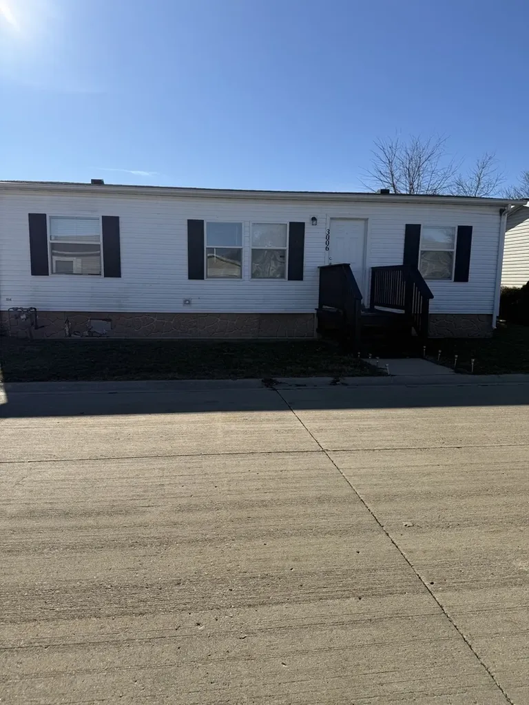3006 Iris Way Bloomington IL 61705