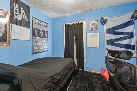 13513 South Baltimore Avenue Chicago IL 60633