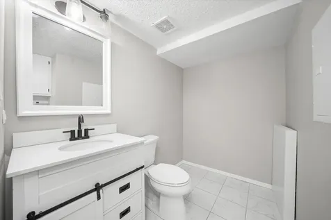 1500 Rock Run Drive Crest Hill IL 60435