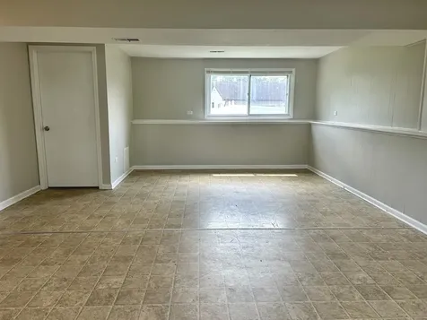 607 Sullivan Lane University Park IL 60484