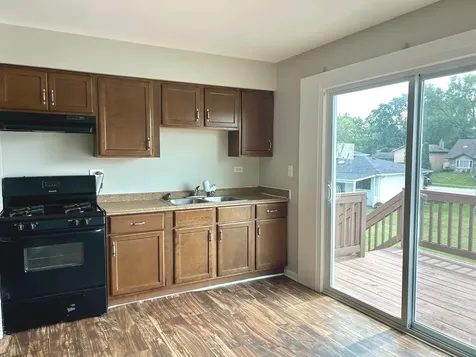 607 Sullivan Lane University Park IL 60484