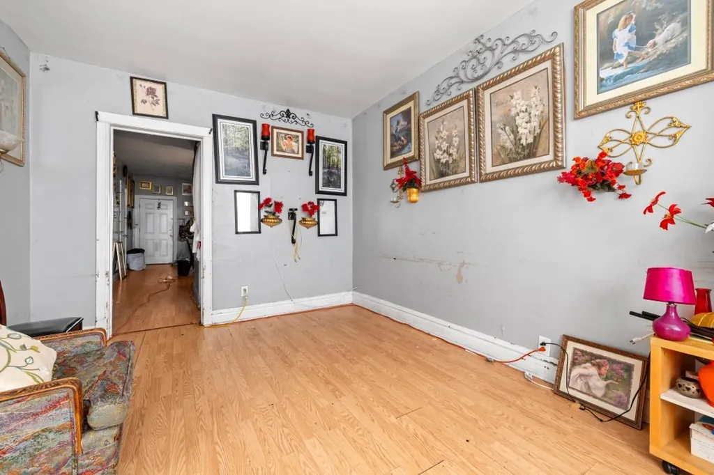 4827 South Throop Street Chicago IL 60609
