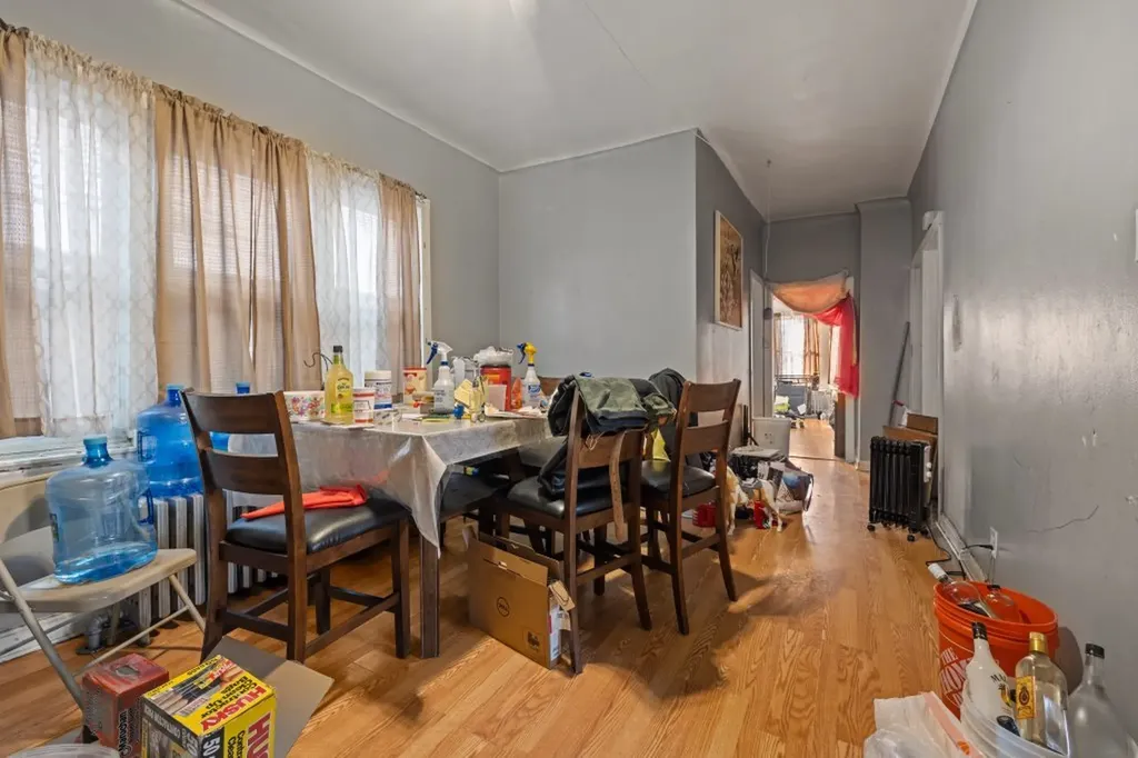 4827 South Throop Street Chicago IL 60609