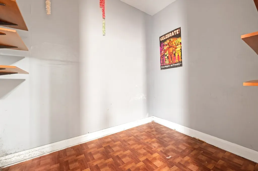 4827 South Throop Street Chicago IL 60609