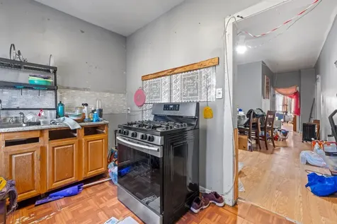 4827 South Throop Street Chicago IL 60609
